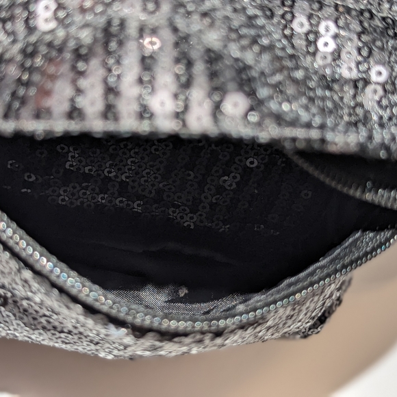 Wild Fables Sequined Medium Sized Backpack NWT - Picture 3 of 11